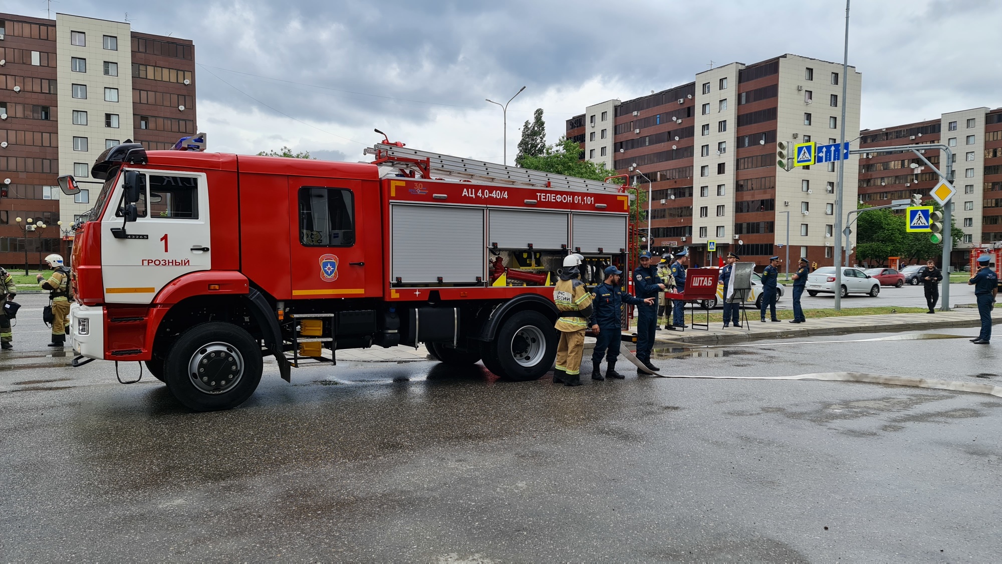 Пожарные и спасатели провели учение на грозненском рынке «Микрорайон» |  02.06.2021 | Грозный - БезФормата