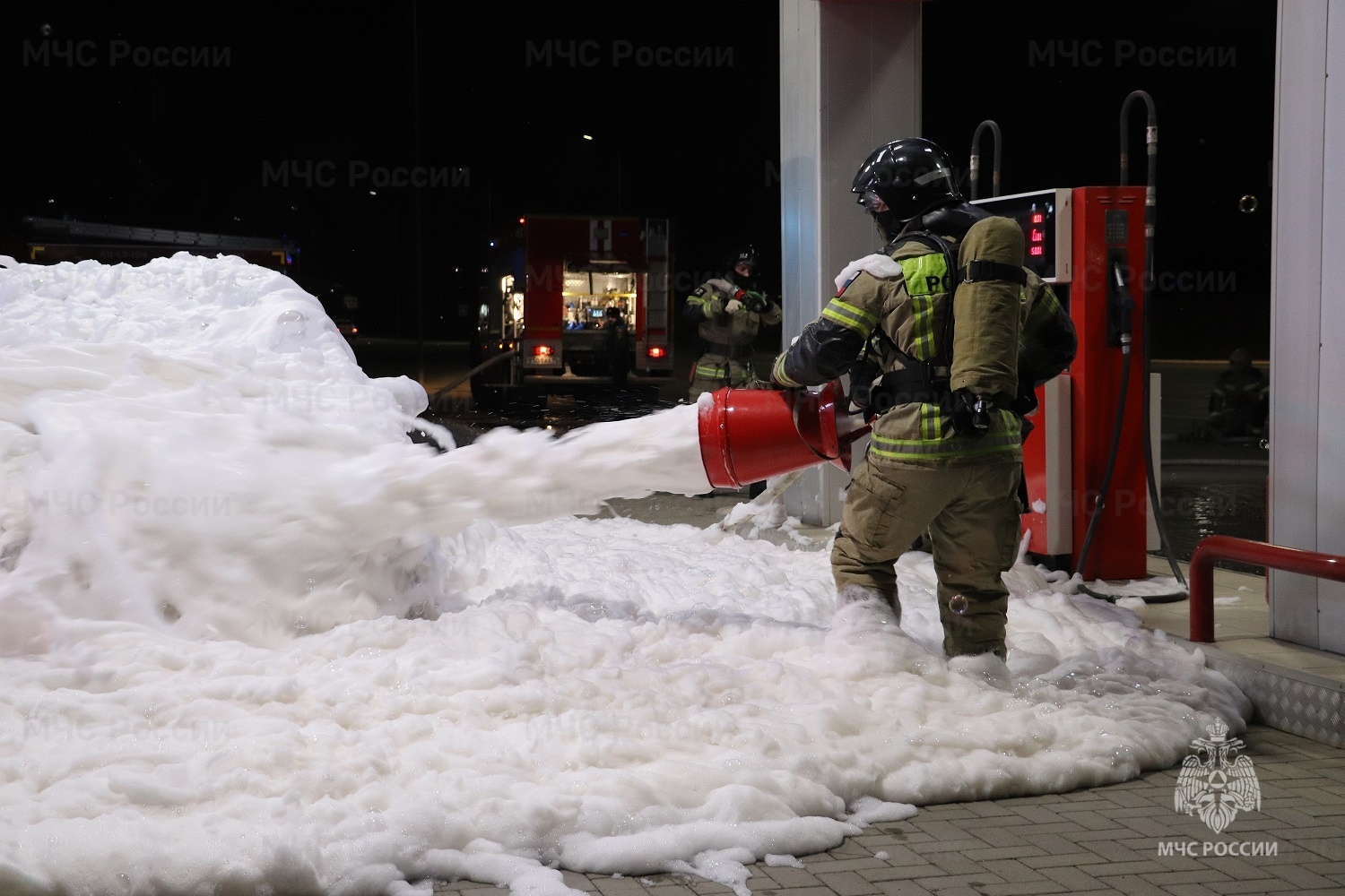 Пожарные провели тренировку на АЗС | 08.01.2024 | Грозный - БезФормата